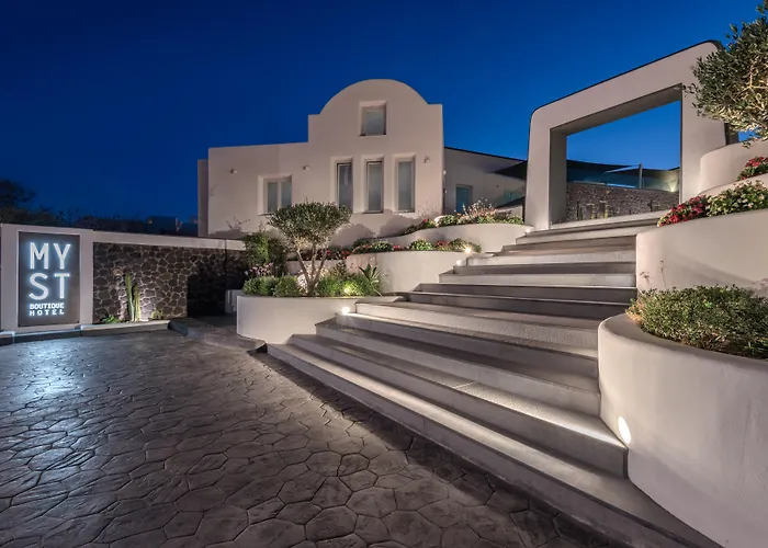 Myst Boutique 4* אויה