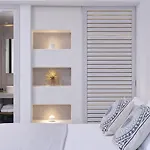 Myst Boutique 4* Oia (Santorini)